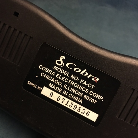 Cobra Wilkie talkies set 4 radios - Picture 5 of 5